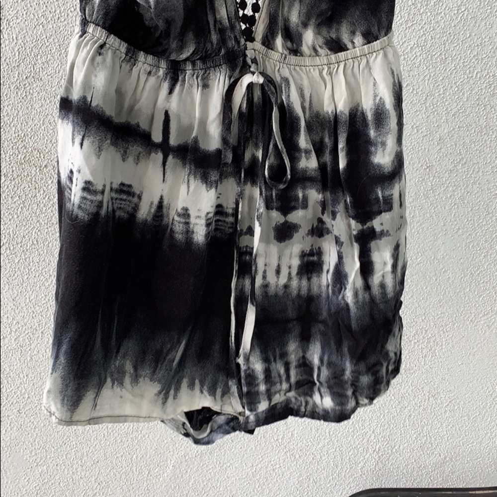 {Audrey 3 + 1}Sz S Black/White Tie Dye Romper - Picture 5 of 8